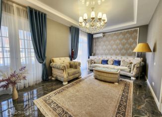 Продам 3-комнатную квартиру, 135 м2, Геленджик, Витебская улица, 14к1, ЖК Столичный квартал