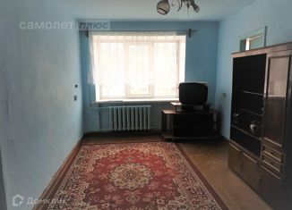 Продаю 4-ком. квартиру, 59.8 м2, Комсомольск-на-Амуре, Городская улица, 23