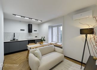 Продажа 2-ком. квартиры, 55 м2, Москва, Скаковая улица, 13к1