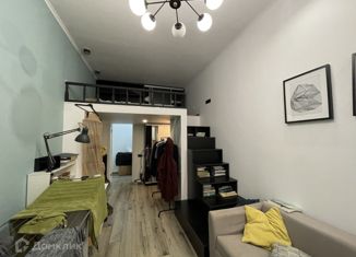 Продажа 4-ком. квартиры, 105 м2, Санкт-Петербург, 6-я линия Васильевского острова, 43, метро Василеостровская