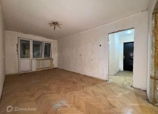 2-комнатная квартира на продажу, 44.5 м2, Нальчик, улица Мальбахова, 58, район Стрелка