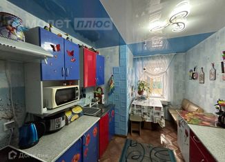 Продается 3-комнатная квартира, 58.9 м2, Астраханская область, улица Косиора, 11