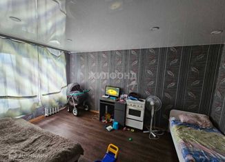 Продаю 1-комнатную квартиру, 28.6 м2, Новосибирск, улица Шмидта, 12, улица Шмидта