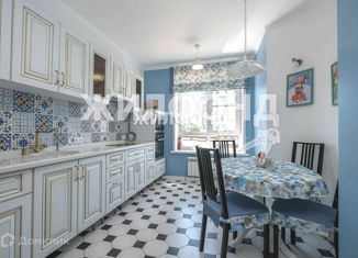 Продается трехкомнатная квартира, 82.5 м2, Новосибирск, улица 1905 года, 73, метро Красный проспект