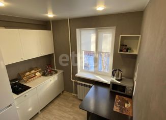 Продам двухкомнатную квартиру, 37 м2, Нефтеюганск, 3-й микрорайон, 6