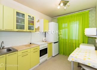 Продаю 2-комнатную квартиру, 44.4 м2, Новосибирск, улица Ильича, 7, улица Ильича