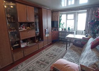 Продается двухкомнатная квартира, 44.1 м2, Кировская область, улица Труда, 40