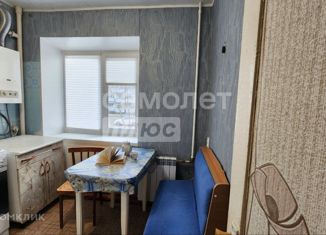 Продается 2-ком. квартира, 44 м2, Саратов, Пензенская улица, 4