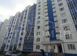 Сдается в аренду 1-комнатная квартира, 41 м2, Курск, Майский бульвар, 25