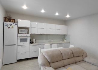 Продам 2-ком. квартиру, 67.2 м2, Казань, проспект Победы, 139к1, ЖК Победа