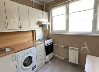 Продам 3-комнатную квартиру, 60.7 м2, Санкт-Петербург, улица Композиторов, 33/5, улица Композиторов