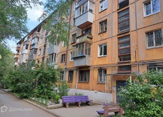 Продаю 1-комнатную квартиру, 31 м2, Екатеринбург, улица Миномётчиков, 38, улица Миномётчиков