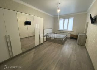 Продаю 3-ком. квартиру, 94.5 м2, Кабардино-Балкариия, микрорайон Южный, 30