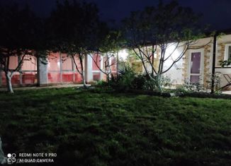 Продается дом, 300 м2, поселок городского типа Заозерное, Прибрежная улица