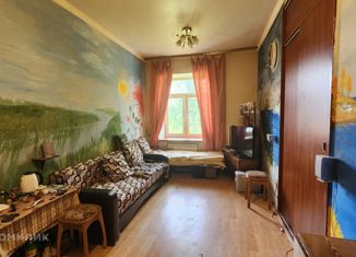 Продажа комнаты, 72 м2, Санкт-Петербург, улица Ткачей, 8, метро Елизаровская