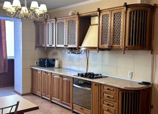 Продается 2-комнатная квартира, 58.6 м2, Геленджик, Курзальная улица, 19