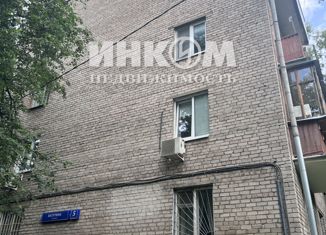 Продается трехкомнатная квартира, 54.3 м2, Москва, улица Ватутина, 5к2, станция Кунцевская