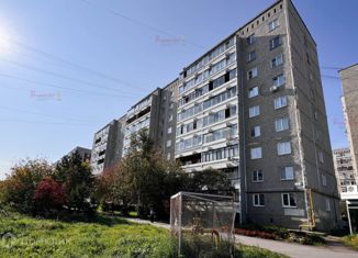 Продаю 4-комнатную квартиру, 78 м2, Свердловская область, Латвийская улица, 41