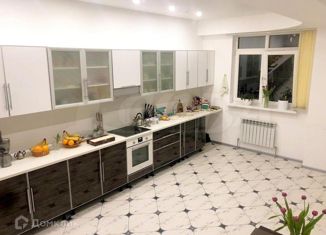 Продаю двухкомнатную квартиру, 81.5 м2, Сочи, улица Яна Фабрициуса, 2/28А