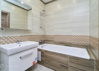 Продам 1-ком. квартиру, 42 м2, Краснодар, улица Красных Партизан, 1/4к6, микрорайон Светлоград