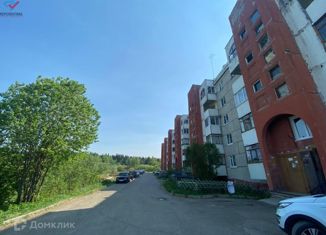 Продается 3-комнатная квартира, 72.9 м2, село Семилужки, улица Иркутский тракт, 1А