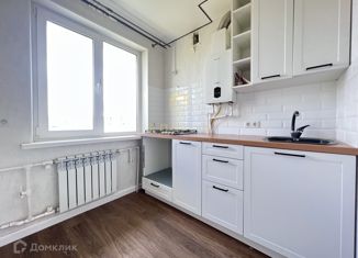 Продается 3-ком. квартира, 62 м2, Оренбург, Новая улица, 3