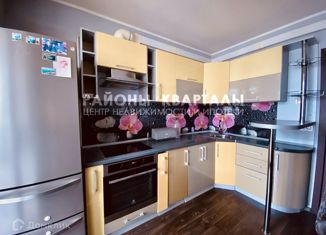 Продается трехкомнатная квартира, 66.6 м2, Челябинск, улица Чичерина, 35