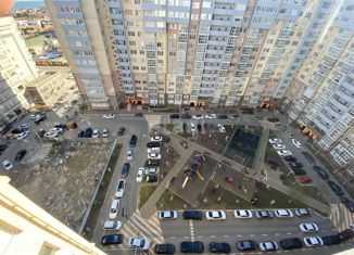 Продажа 2-ком. квартиры, 82 м2, Каспийск, Молодежная улица, 4