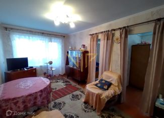 Продам 3-комнатную квартиру, 44 м2, Лабинск, Революционная улица, 366