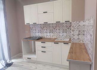 Продажа 2-комнатной квартиры, 41.7 м2, деревня Царёво, улица Петра Гаврилова, 12