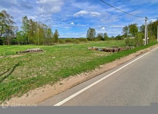 Земельный участок на продажу, 12 сот., деревня Заовражье, Луговая улица