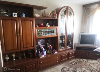 Сдам в аренду 4-комнатную квартиру, 98 м2, Воронеж, улица Генерала Лизюкова, 80, Северный жилой район