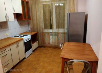 Сдам 2-комнатную квартиру, 54 м2, Новосибирск, улица Толстого, 3