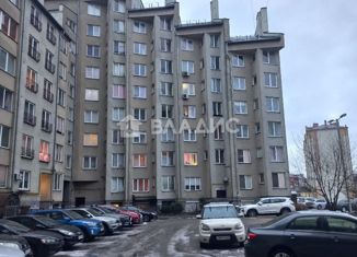 Продается 1-комнатная квартира, 49 м2, Калининград, улица Гайдара, 155