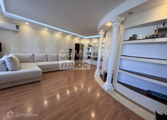 Продаю 5-комнатную квартиру, 119.6 м2, Набережные Челны, улица Шамиля Усманова, 48