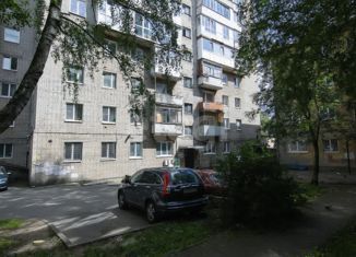 Продам 2-комнатную квартиру, 43.7 м2, Калининград, Барнаульская улица, 6А