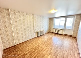 Продам 3-комнатную квартиру, 62 м2, село Уральский, Садовая улица, 2