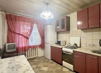 Продаю 3-комнатную квартиру, 71 м2, Калуга, Звёздная улица, 5