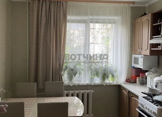 Продам трехкомнатную квартиру, 58 м2, Нижний Новгород, Берёзовская улица, 112, метро Буревестник