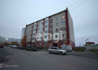 Продается 3-комнатная квартира, 68.3 м2, Тюменская область, улица Геологоразведчиков, 16