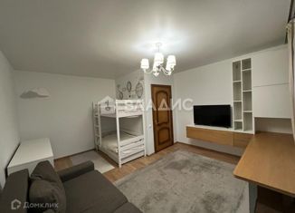 Продам 3-комнатную квартиру, 80.8 м2, Москва, Веерная улица, 1к2, Веерная улица