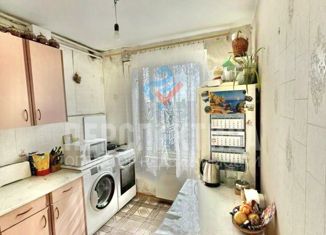 Продажа 1-комнатной квартиры, 32.7 м2, Москва, Соловьиный проезд, 14, метро Новоясеневская