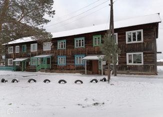 Продам двухкомнатную квартиру, 43 м2, село Тасеево, улица Новый Квартал, 4
