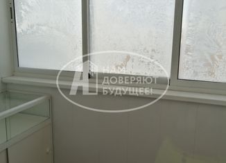 Продаю комнату, 29 м2, Лысьва, улица Смышляева, 106