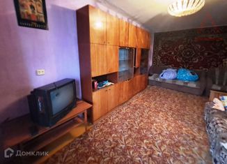 Продам 2-комнатную квартиру, 42.5 м2, Челябинская область, улица Дегтярёва, 100