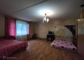 Продаю 1-комнатную квартиру, 41 м2, посёлок городского типа Медведево, улица Терешковой, 8