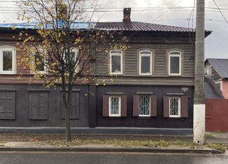 Продается 4-ком. квартира, 98 м2, Тверь, улица Спартака, 10