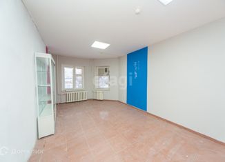 Продам 2-ком. квартиру, 55.3 м2, Нижневартовск, Рабочая улица, 45