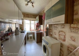 Продам 2-ком. квартиру, 42 м2, деревня Лисавы, Центральная улица, 4