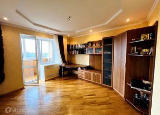 Продажа 3-комнатной квартиры, 86 м2, Курск, Хуторская улица, 12Г